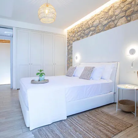 Chrisanto 1865 Villa *