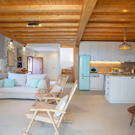 Chrisanto 1865 Villa